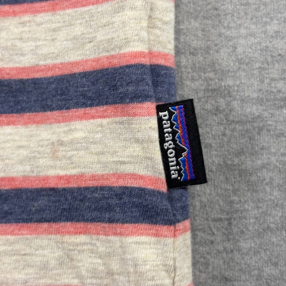 Patagonia Mens Organic Cotton Striped Polo Shirt Small‎ Grey Blue Pink 52776 - Picture 2 of 9